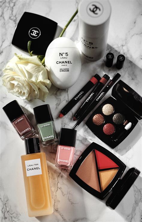 chanel collection 2018 makeup|chanel makeup buy online.